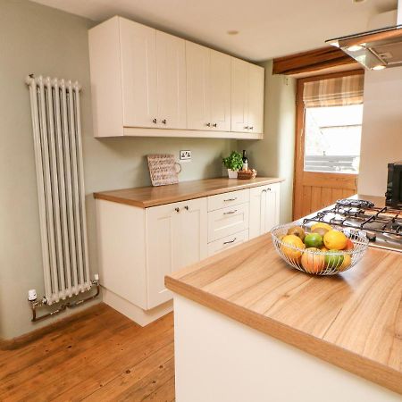 Kempshill Cottage ไทดส์เวลล์ ภายนอก รูปภาพ